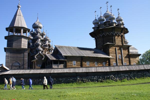 AnOldWoodenChurch